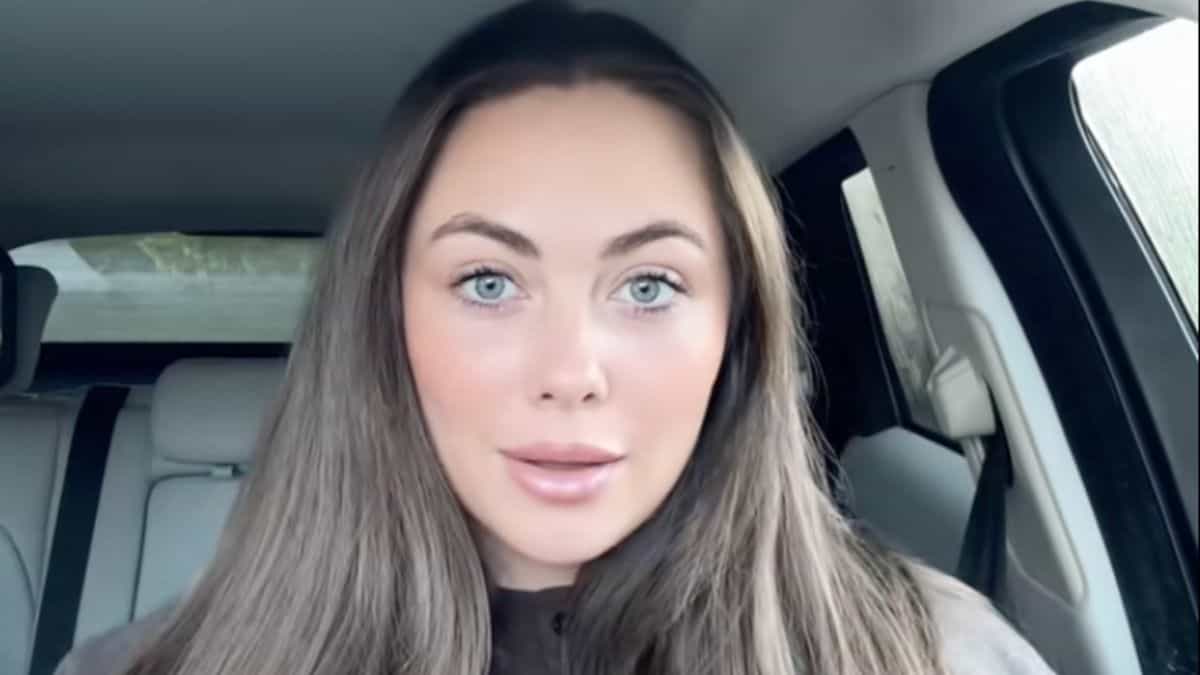 Chelsea Farrell calls out public after ‘weird’ encounters with her baby