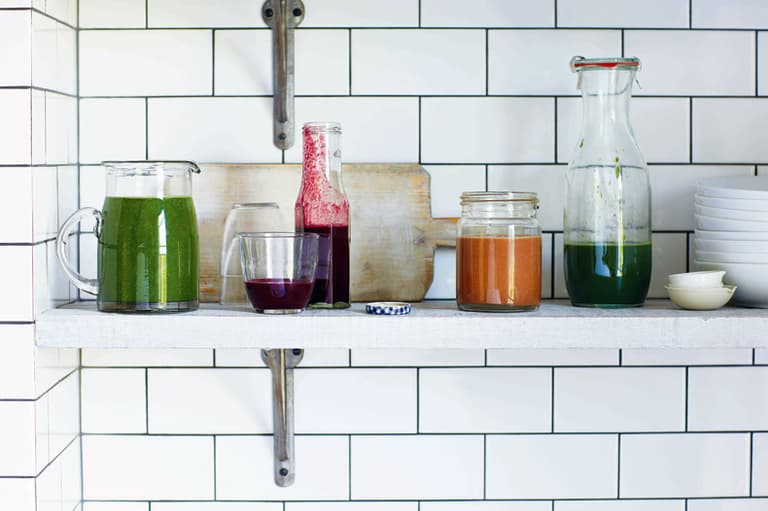The HONESTLY HEALTHY #slimdown: Kale and oat smoothie The HONESTLY HEALTHY #slimdown: Kale and oat smoothie
