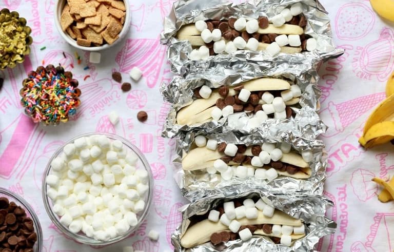 Barbecue Dessert: 5 Minute Rocky Road Banana Treats (Less Than 200 Calories) Barbecue Dessert: 5 Minute Rocky Road Banana Treats (Less Than 200 Calories)