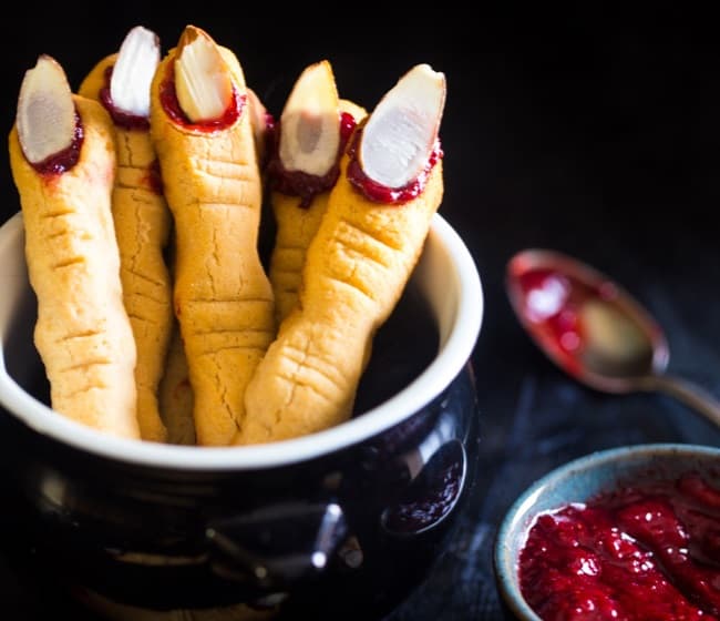 These amazing Paleo witch fingers are really creepy (and healthy) These amazing Paleo witch fingers are really creepy (and healthy)