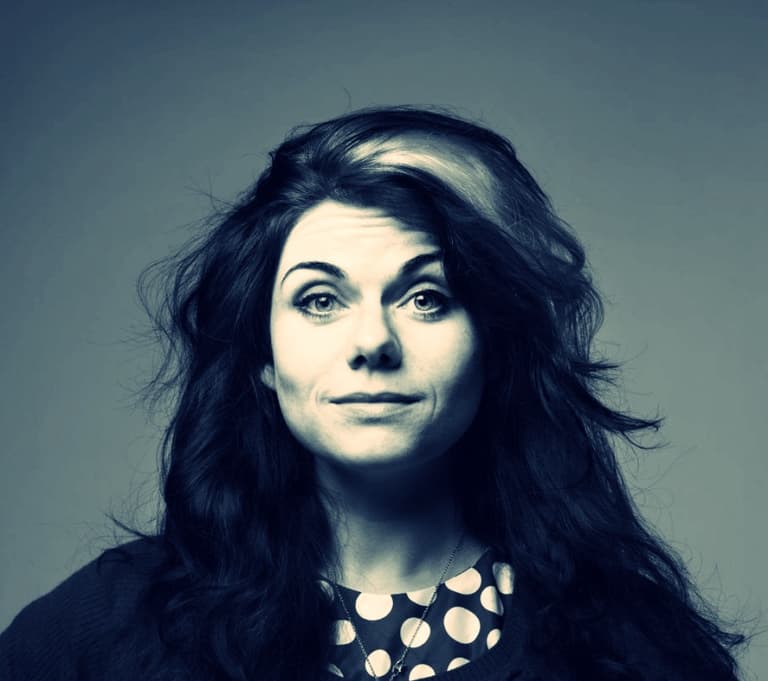 Caitlin Moran’s HILARIOUS letter to her daughter (in the event of her death, obviously) Caitlin Moran’s HILARIOUS letter to her daughter (in the event of her death, obviously)