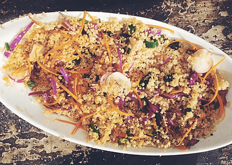 The throw-together low-calorie lunch we’re loving this week