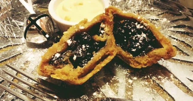 Anyone for a deep-fried mince pie? Eh… YES PLEASE.
