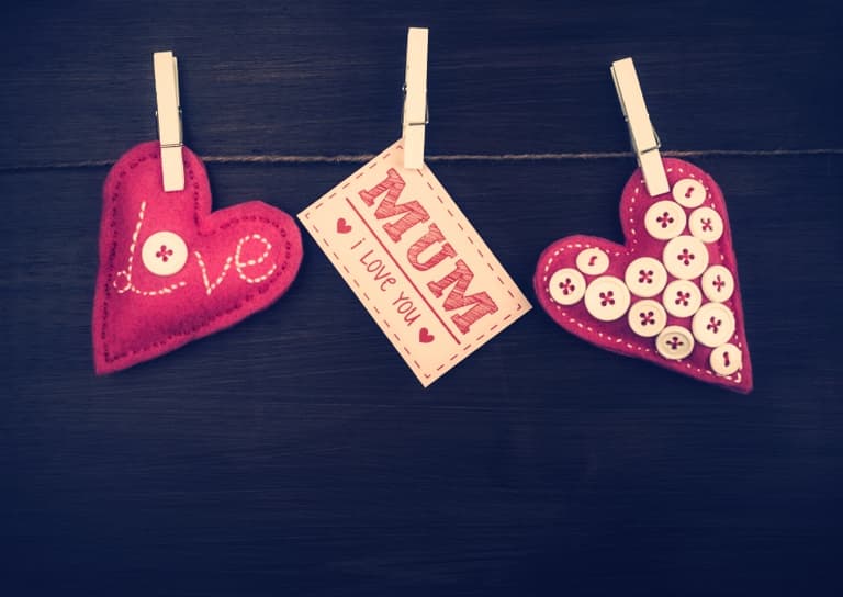 The Cutest Mother’s Day Cards Are Made By Your Very Own Kids!