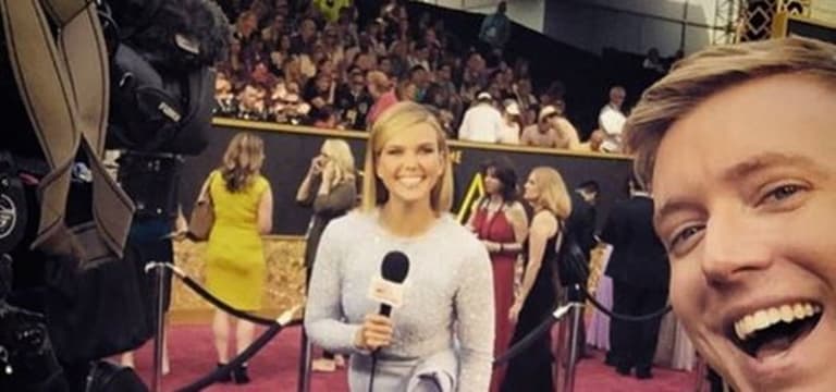 Do You Think This Oscars Dress Looks Like a Vagina? Do You Think This Oscars Dress Looks Like a Vagina?