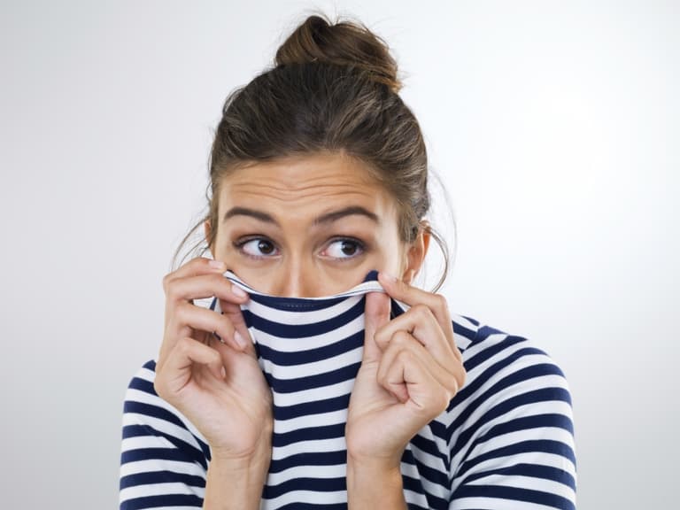 15 Ways to Spot a Secretly Pregnant Woman