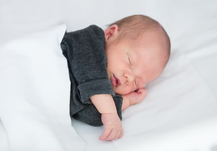 A month by month guide to your baby’s sleep