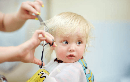Dad gave up his job to be a children’s hairdresser and now makes insane money