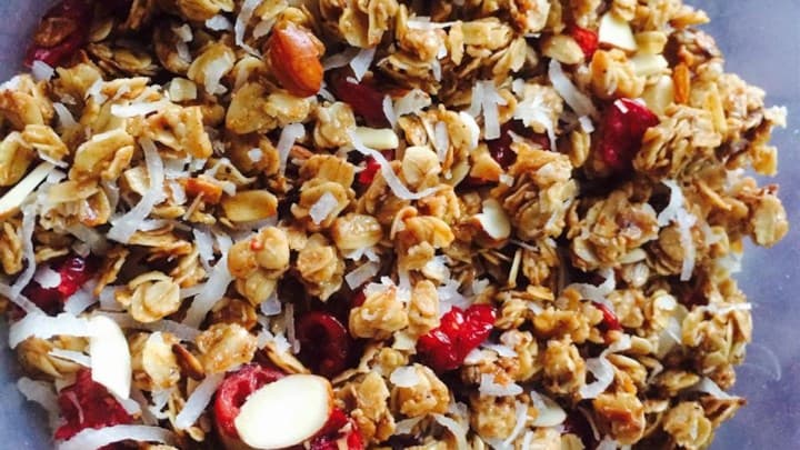 3 tasty DIY granola recipes to up your breakfast game this week 3 tasty DIY granola recipes to up your breakfast game this week