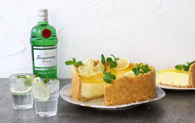 This gin and tonic cheesecake recipe is absolutely DIVINE