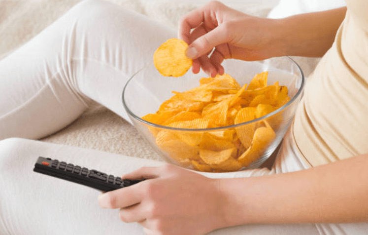 Mum enforces strict rules on teens leaving food in their rooms