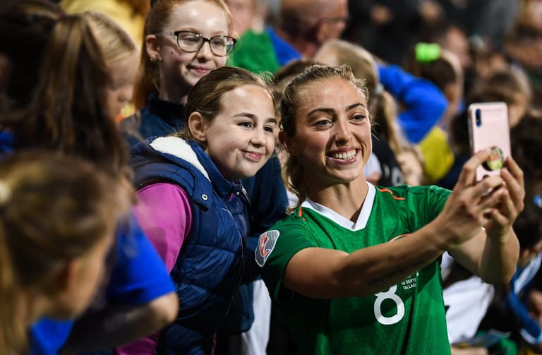 Ireland’s new women’s soccer coach names her first squad (and we want your family to support them!) Ireland’s new women’s soccer coach names her first squad (and we want your family to support them!)