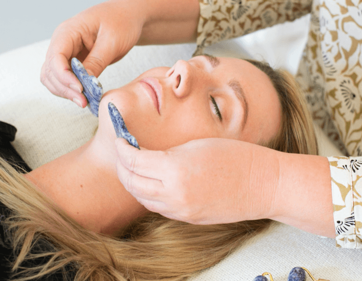 “Like botox, but without needles” – I tested Gua Sha, and the results were impressive “Like botox, but without needles” – I tested Gua Sha, and the results were impressive