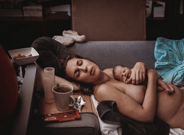 Raw, real and beautiful: Award-winning photographs show the power of women in childbirth Raw, real and beautiful: Award-winning photographs show the power of women in childbirth