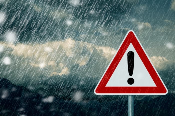 Met Eireann has extended the orange and yellow warnings for the whole country