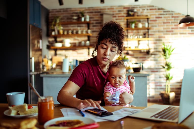 Blogger creates ‘should mothers have careers’ flowchart to major backlash Blogger creates ‘should mothers have careers’ flowchart to major backlash