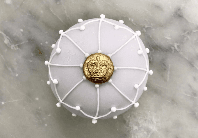 Buckingham Palace has shared a very royal cake recipe that’s literally fit for a queen