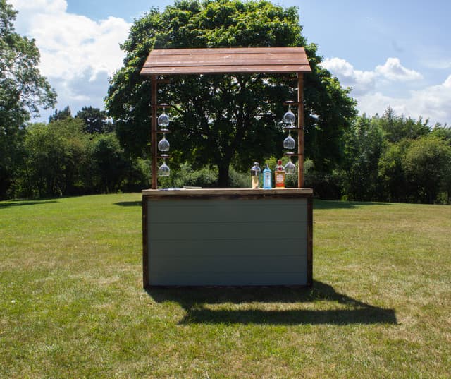 PSA: You can now rent a pop-up gin bar to your Dublin gaff