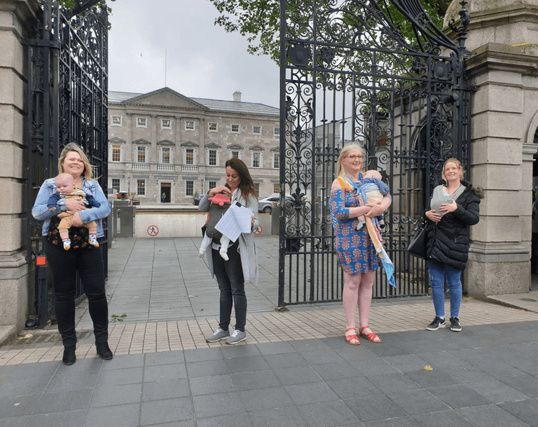 New mothers outside the Dáil today asking for maternity leave extension New mothers outside the Dáil today asking for maternity leave extension