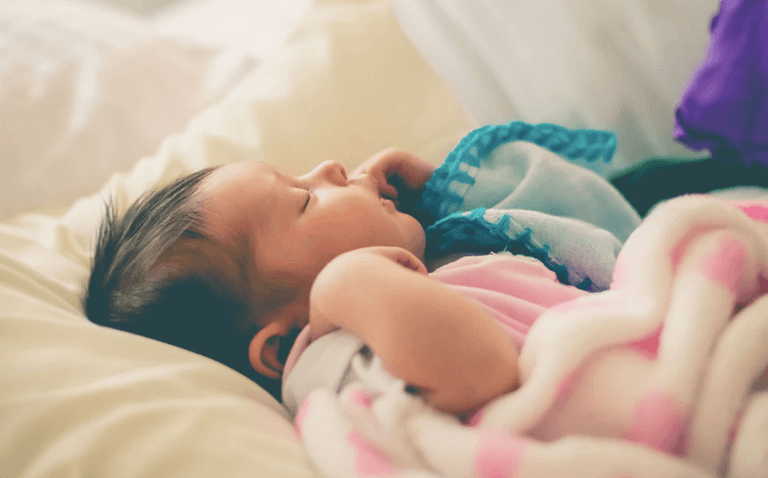 Pick up, put down – there is a new, gentle sleep training method and parents are loving it Pick up, put down – there is a new, gentle sleep training method and parents are loving it