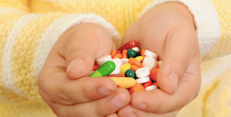 Using antibiotics in childhood is linked to increased risk of asthma and allergies Using antibiotics in childhood is linked to increased risk of asthma and allergies
