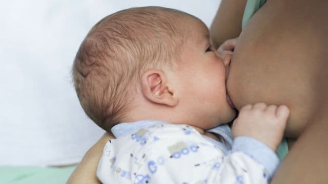 A Kildare nurse has become the go-to for online breastfeeding advice for Irish mums A Kildare nurse has become the go-to for online breastfeeding advice for Irish mums