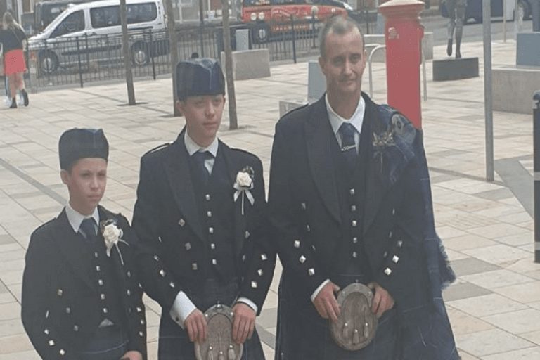 Groom dies at the alter whilst bride walks down the aisle with their son Groom dies at the alter whilst bride walks down the aisle with their son