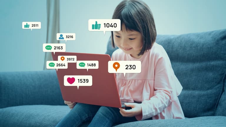 “If it’s not for you, unfollow!” …Are we sharing our kids online too much? “If it’s not for you, unfollow!” …Are we sharing our kids online too much?