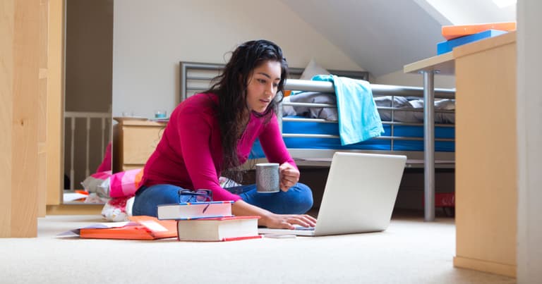 Back to school: Gardaí urge caution to students as €900k stolen in rental scams since 2019 Back to school: Gardaí urge caution to students as €900k stolen in rental scams since 2019