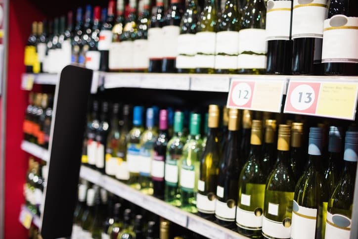 Letting teens drink alcohol at home won’t stop them binge drinking Letting teens drink alcohol at home won’t stop them binge drinking