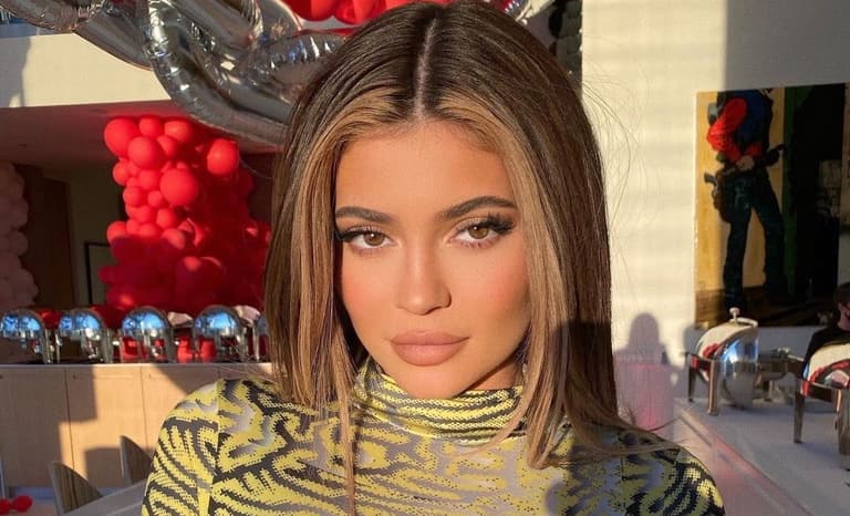 “Hair contouring” is about to be huge, here’s everything you need to know “Hair contouring” is about to be huge, here’s everything you need to know