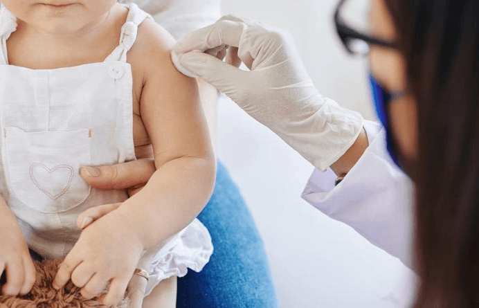 Pfizer postpones FDA request for Covid vaccine for kids under 5 Pfizer postpones FDA request for Covid vaccine for kids under 5