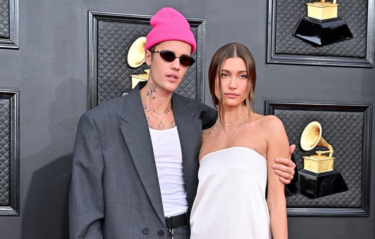 Hailey Bieber shuts down pregnancy speculation: “Leave me alone” Hailey Bieber shuts down pregnancy speculation: “Leave me alone”