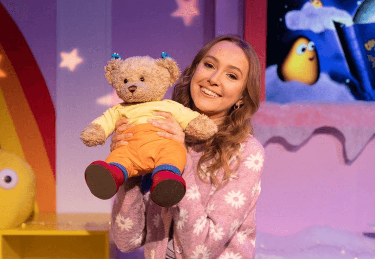 Rose Ayling-Ellis to sign a story on Cbeebies this weekend