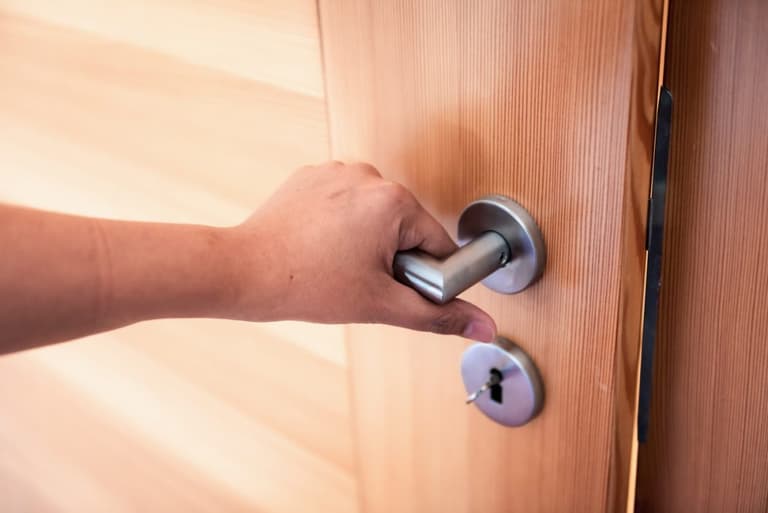 Mum called out for putting a lock on her son’s bedroom door Mum called out for putting a lock on her son’s bedroom door
