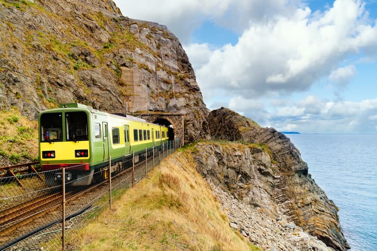 Irish Rail apologises to customers over distressing conditions and disruptions Irish Rail apologises to customers over distressing conditions and disruptions