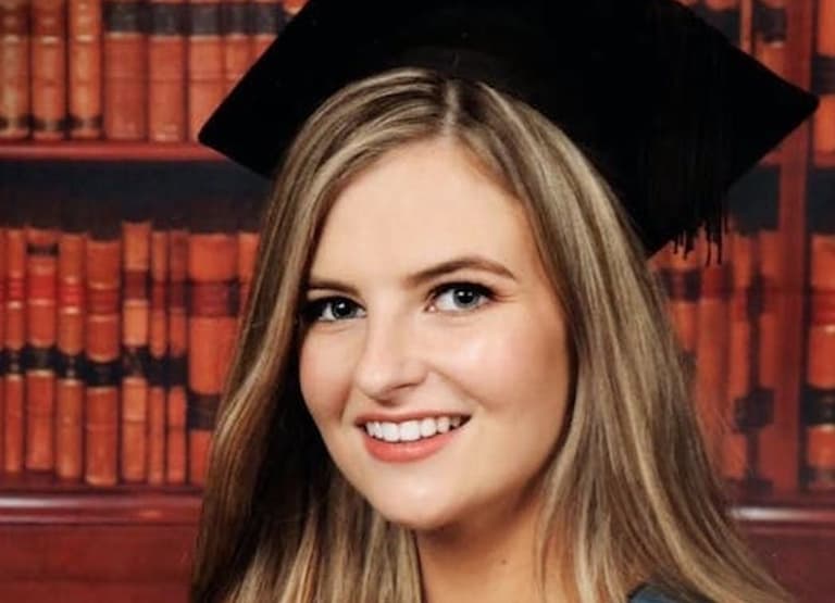 Ashling Murphy’s sister and boyfriend pay tribute ahead of her 24th birthday Ashling Murphy’s sister and boyfriend pay tribute ahead of her 24th birthday