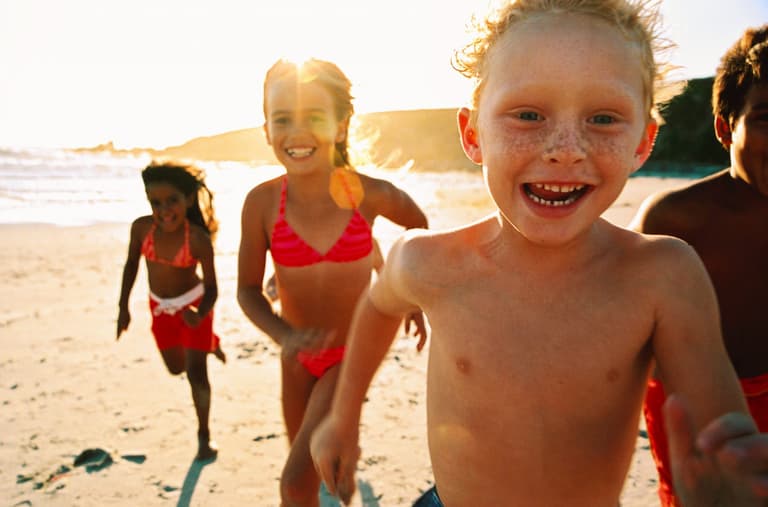The colour of your kid’s swimsuit could save their life The colour of your kid’s swimsuit could save their life
