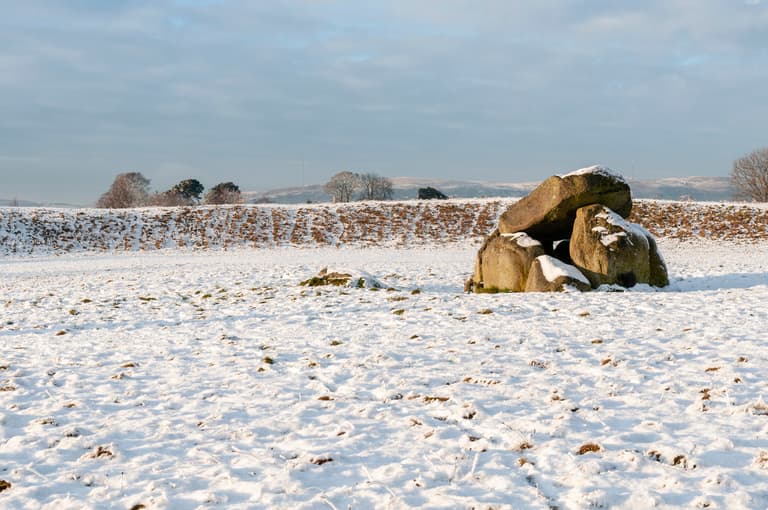 Temperatures to drop again following new ice and snow warning Temperatures to drop again following new ice and snow warning