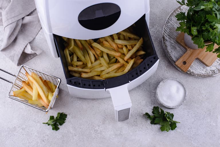 Warning issued to people who use air fryer rather than an oven Warning issued to people who use air fryer rather than an oven