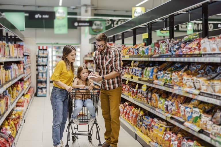 Irish supermarket opening times this bank holiday weekend