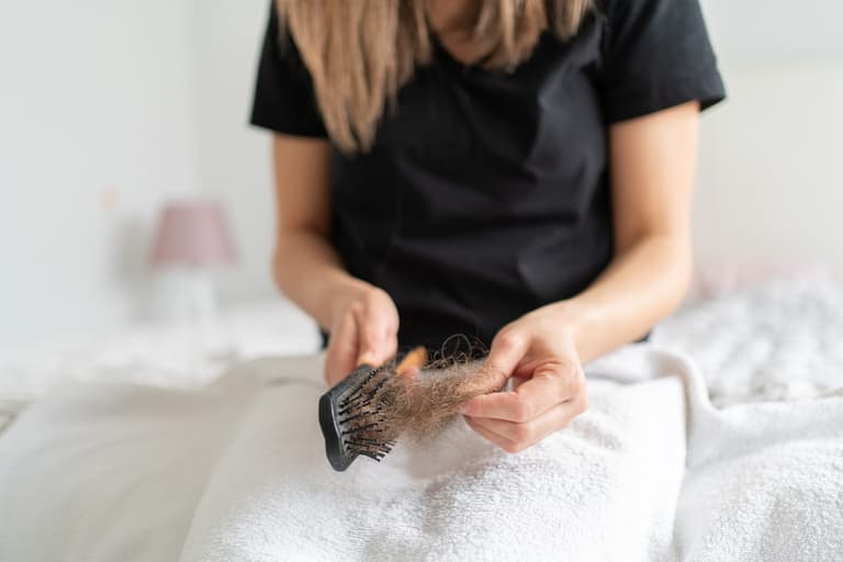 A doctor’s tips to help with that postpartum hair loss struggle A doctor’s tips to help with that postpartum hair loss struggle