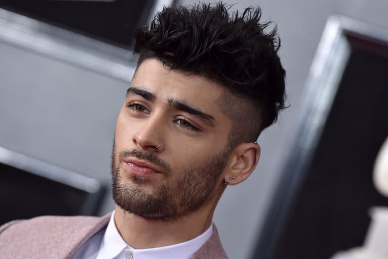 Zayn Malik intends to stay single to focus on being a ‘good dad’ for his daughter Zayn Malik intends to stay single to focus on being a ‘good dad’ for his daughter