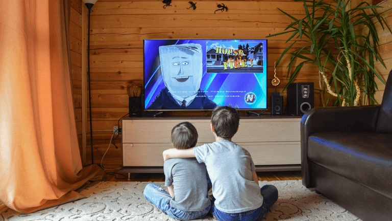 ‘My husband’s ridiculous TV rules for the kids are starting to cause a major issue’ ‘My husband’s ridiculous TV rules for the kids are starting to cause a major issue’