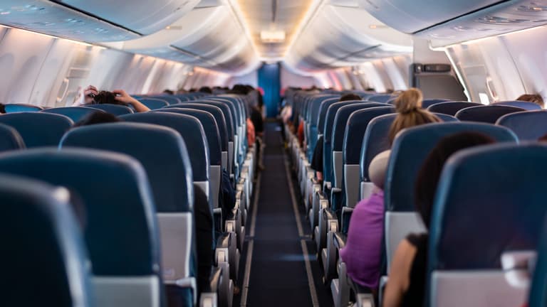 ‘Barebeating’ in the skies: The ‘nightmare’ trend coming to a flight near you