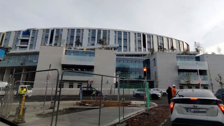 Health Minister unable to give completion date for Children’s Hospital