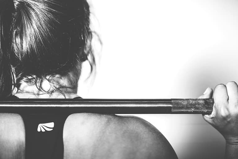 10 reasons to start lifting weights like Arnie