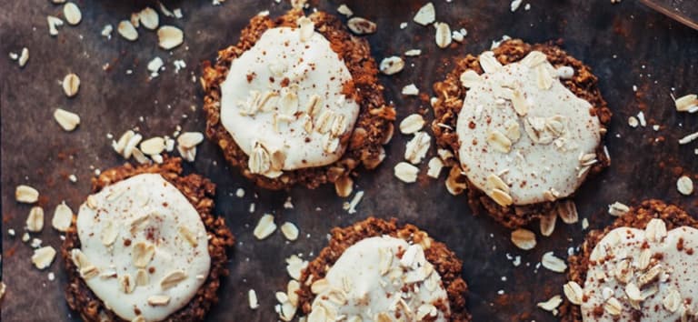 Some Really Good Raw Vegan Oatmeal Cookies Some Really Good Raw Vegan Oatmeal Cookies