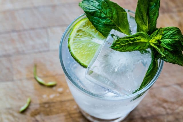 Aldi is selling a delicious gin and tonic tasting selection for under €15 Aldi is selling a delicious gin and tonic tasting selection for under €15