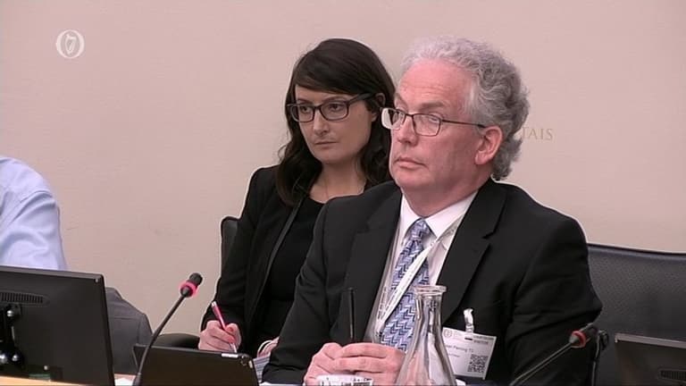 Cervical cancer scandal: HSE boss Tony O’Brien is stepping down Cervical cancer scandal: HSE boss Tony O’Brien is stepping down